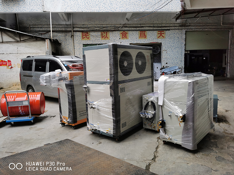 BSPORTS中国模温机装货发车！